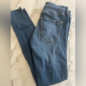 Hollister Women's 7R w28 l28 high rise stretch Classic Blue Skinny Jeans EUC